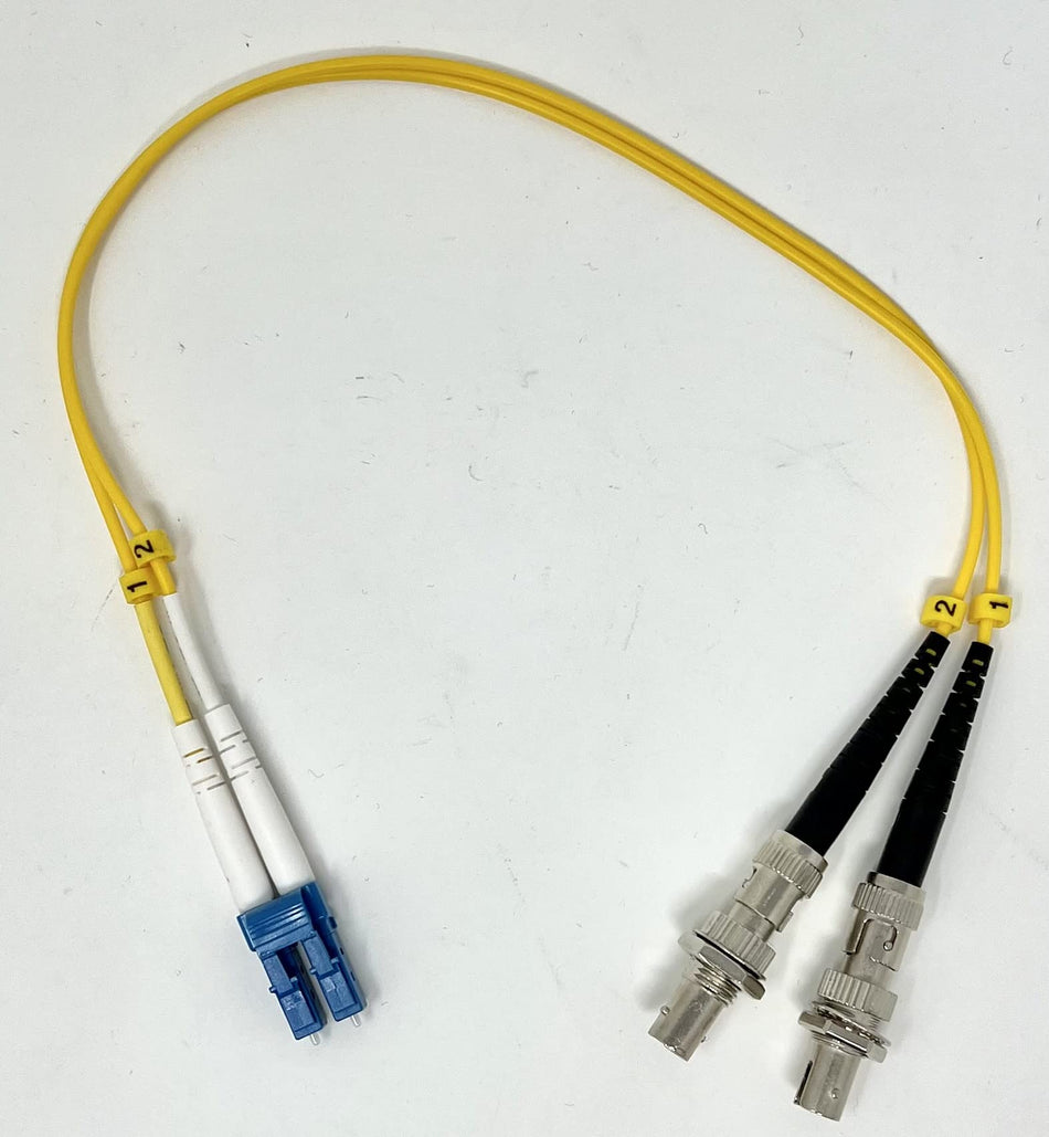 1 ft fiberoptisk adapterkabel LC (hane) till ST (kvinna) singelläge 9/125 duplex